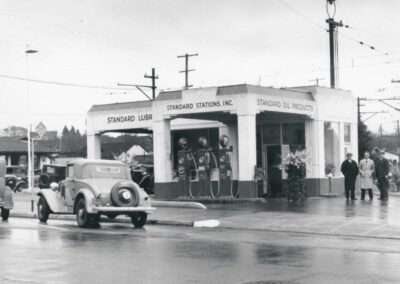 Standard Oil station, Solano at Colusa